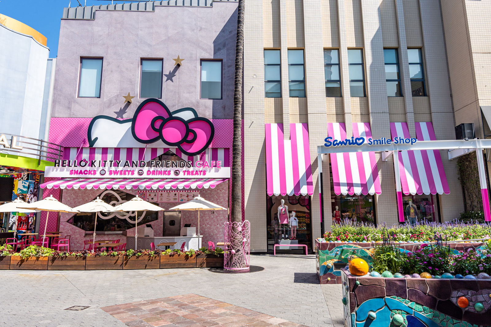 Hello Kitty and Friends Cafe & Sanrio Smile Shop