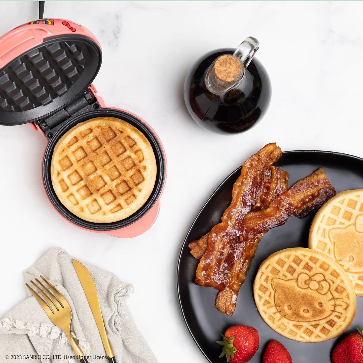 Bubble Mini Waffle Maker - Make Breakfast Special w/ Tiny Hong