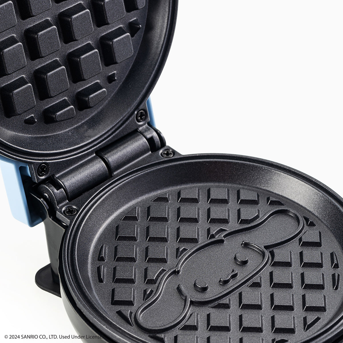 Cinnamoroll Mini Waffle Maker Home Goods Uncanny Brands LLC   