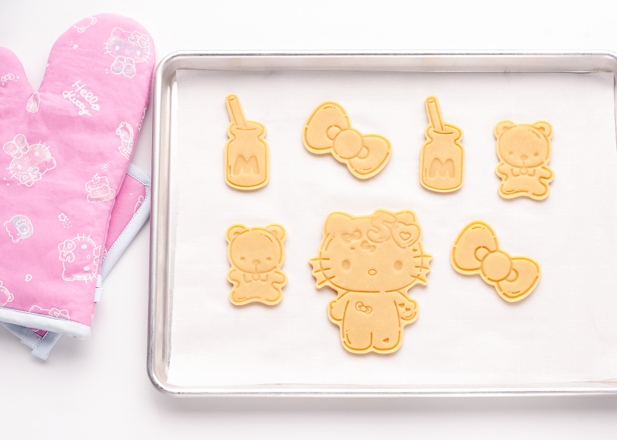 Hello Kitty 50th Anniversary Cookie Stamp and Frosting Set Home Goods Handstand Kitchen   