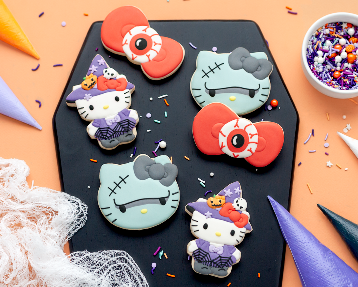 Hello Kitty® Halloween Graphic Tee
