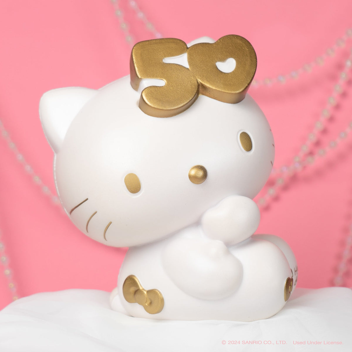 Hello Kitty 50th Anniversary Gold Jumbo SquiSHU Toys&amp;Games Hamee.com - Hamee US   