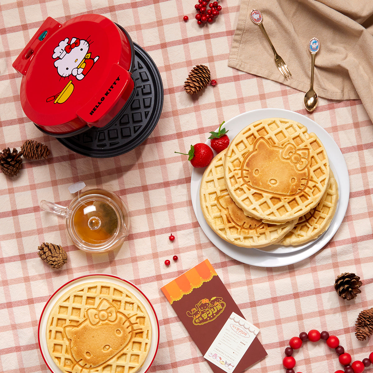 Deluxe Mini Waffle Maker - Apple Red